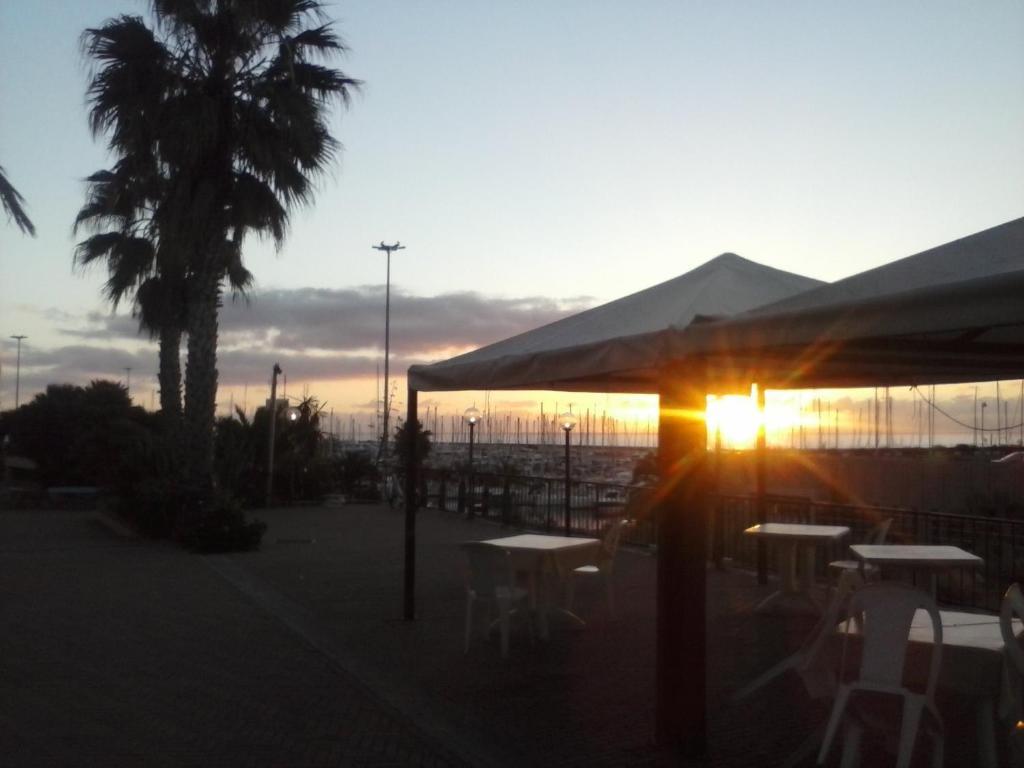 Albergo Ristorante Lucciola Santo Stefano al Mare Exteriér fotografie