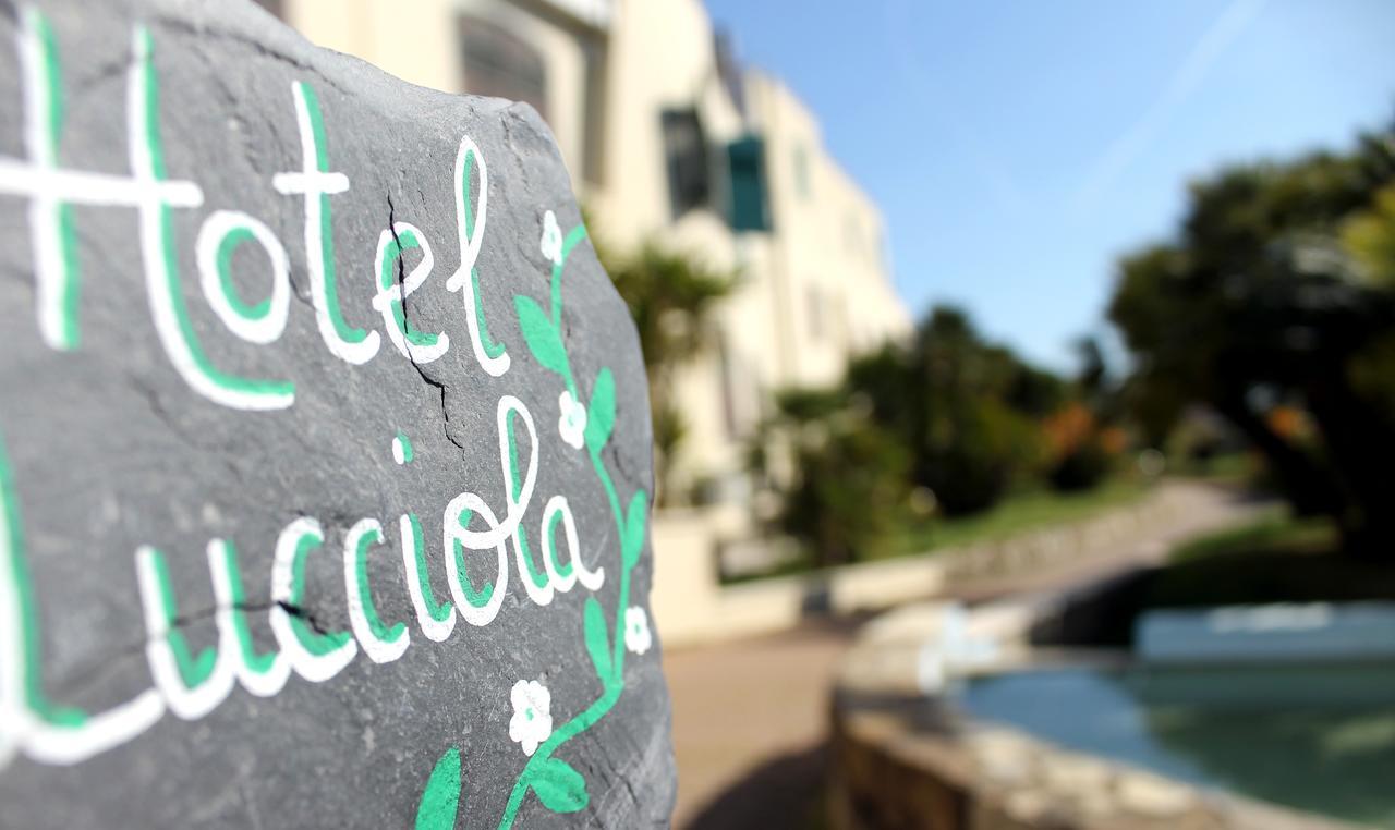 Albergo Ristorante Lucciola Santo Stefano al Mare Exteriér fotografie